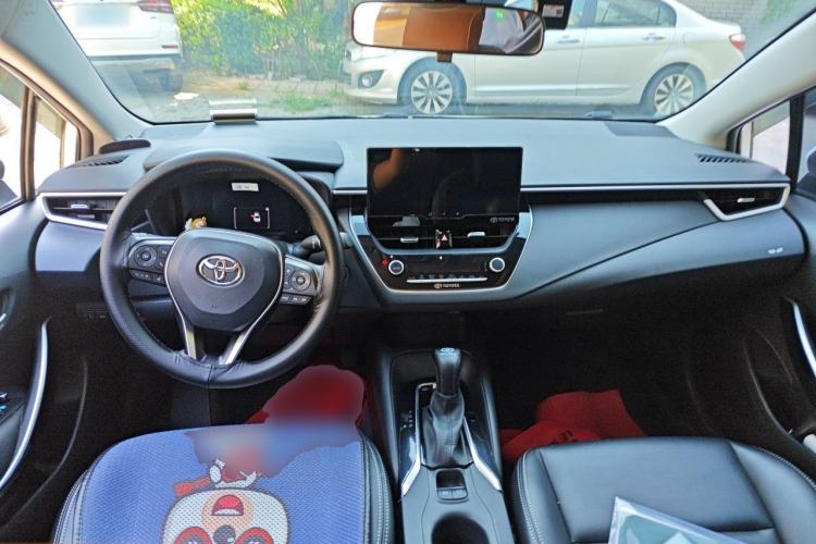 Used Toyota Corolla 2023 1.8L Smart Electric Hybrid Dual-Motor Elite Edition Center Console