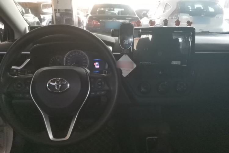 Used Toyota Corolla 2023 1.2T Pioneer Edition Center Console