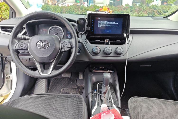 Used Toyota Corolla 2023 1.2T Pioneer Edition Center Console