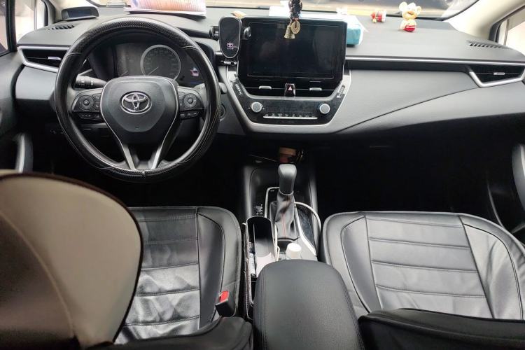 Used Toyota Corolla 2023 1.2T Elite Edition Center Console