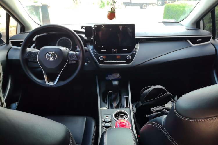Used Toyota Corolla 2023 1.2T Elite Edition Center Console