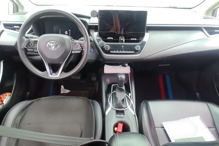 Used Toyota Corolla 2023 1.8L Smart Electric Hybrid Dual-Motor Elite Edition Center Console