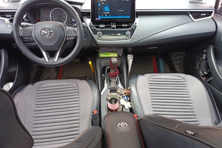 Used Toyota Corolla 2023 1.2T Elite Edition Center Console