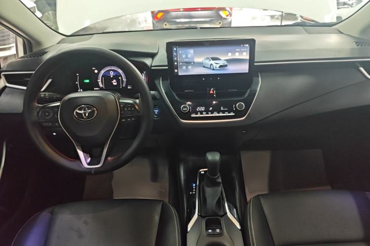 Used Toyota Corolla 2023 1.8L Smart Electric Hybrid Dual-Motor Pioneer Edition Center Console