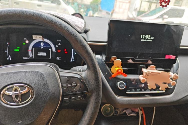Used Toyota Corolla 2023 1.8L Smart Electric Hybrid Dual-Motor Pioneer Edition Center Console