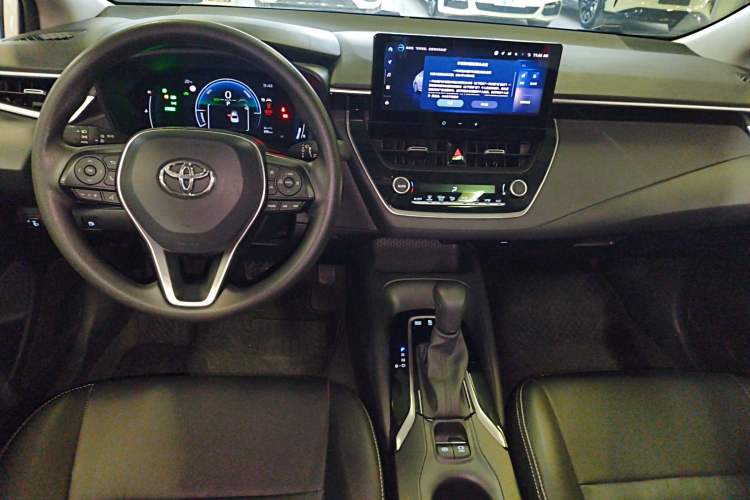 Used Toyota Corolla 2023 1.8L Smart Electric Hybrid Dual-Motor Elite Edition Center Console