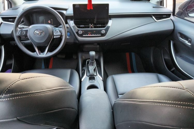 Used Toyota Corolla 2023 1.8L Smart Electric Hybrid Dual-Motor Pioneer Edition Center Console