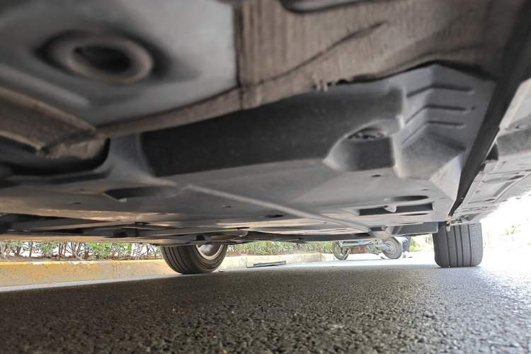 Used Toyota Corolla 2023 1.8L Smart Electric Hybrid Dual-Motor Elite Edition Chassis Front Left
