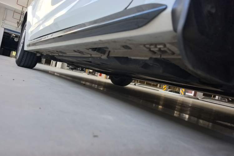 Used Toyota Corolla 2023 1.8L Smart Electric Hybrid Dual-Motor Pioneer Edition Chassis Front Right