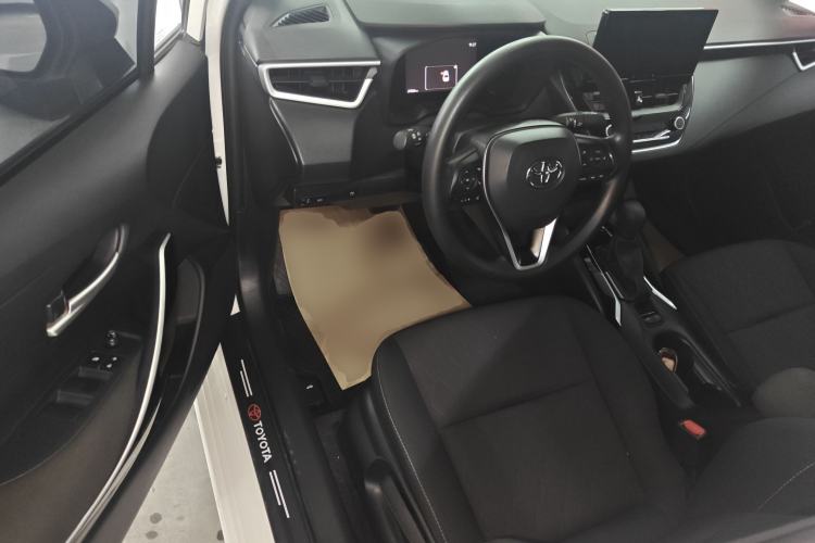 Used Toyota Corolla 2023 1.8L Smart Electric Hybrid Dual-Motor Pioneer Edition Driver Seat
