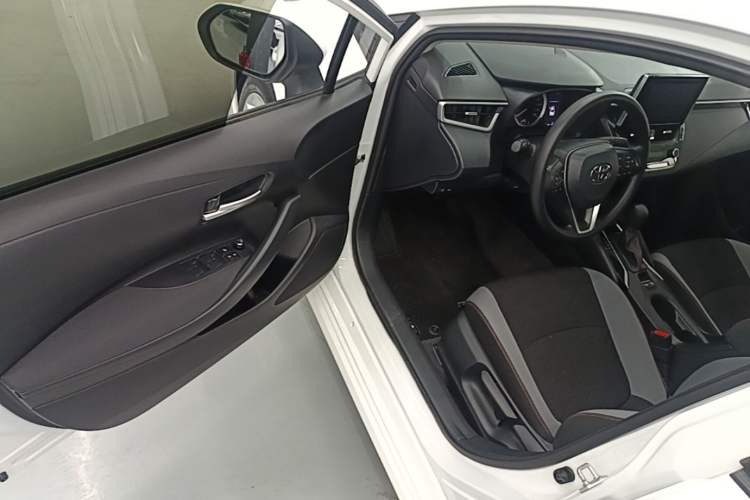 Used Toyota Corolla 2023 1.2T Elite Edition Driver Seat