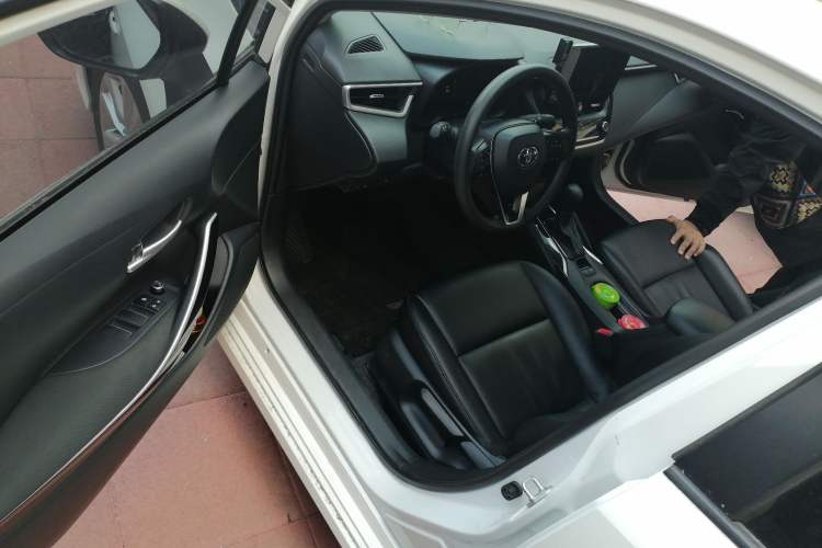 Used Toyota Corolla 2023 1.8L Smart Electric Hybrid Dual-Motor Elite Edition Driver Seat