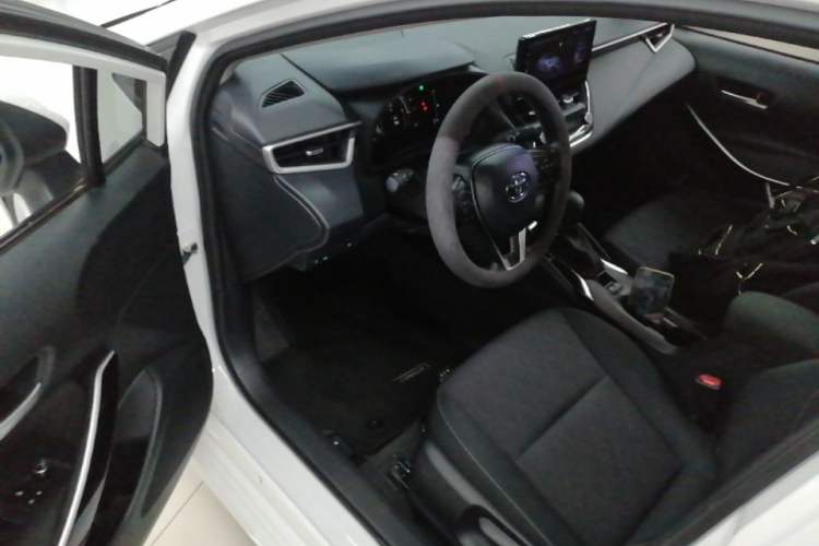 Used Toyota Corolla 2023 1.8L Smart Electric Hybrid Dual-Motor Elite Edition Driver Seat