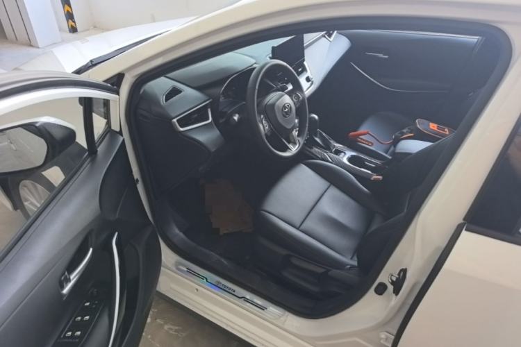 Used Toyota Corolla 2023 1.8L Smart Electric Hybrid Dual-Motor Pioneer Edition Driver Seat