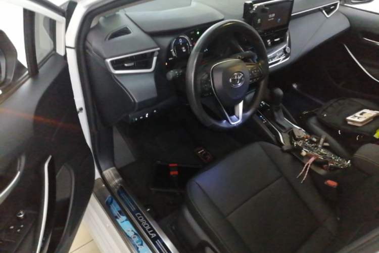 Used Toyota Corolla 2023 1.8L Smart Electric Hybrid Dual-Motor Elite Edition Driver Seat