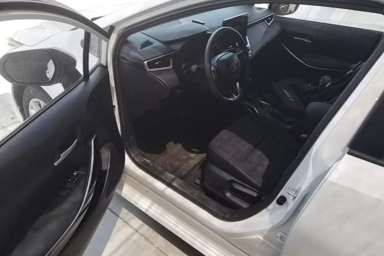Used Toyota Corolla 2023 1.8L Smart Electric Hybrid Dual-Motor Elite Edition Driver Seat