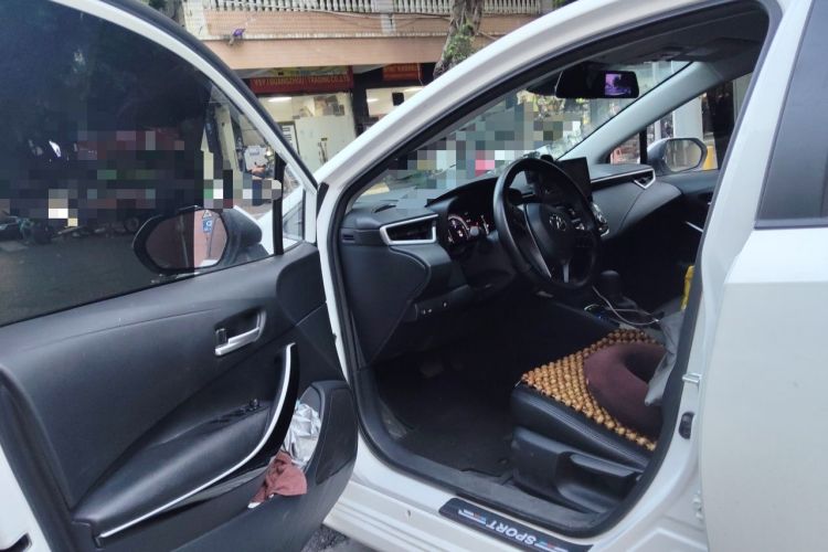 Used Toyota Corolla 2023 1.8L Smart Electric Hybrid Dual-Motor Pioneer Edition Driver Seat