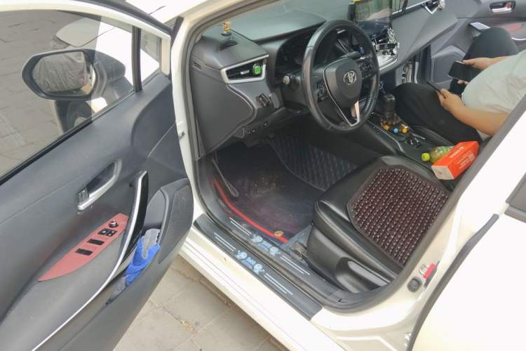 Used Toyota Corolla 2023 1.8L Smart Electric Hybrid Dual-Motor Elite Edition Driver Seat