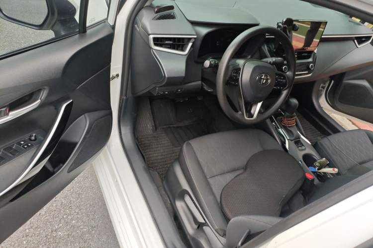 Used Toyota Corolla 2023 1.8L Smart Electric Hybrid Dual-Motor Pioneer Edition Driver Seat