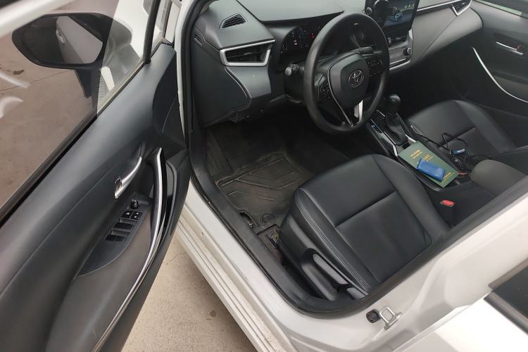 Used Toyota Corolla 2023 1.8L Smart Electric Hybrid Dual-Motor Pioneer Edition Driver Seat