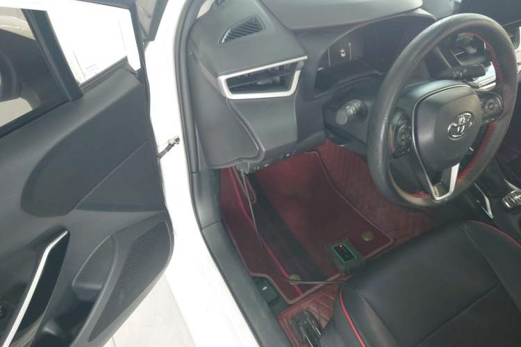 Used Toyota Corolla 2023 1.8L Smart Electric Hybrid Dual-Motor Pioneer Edition Driver Seat