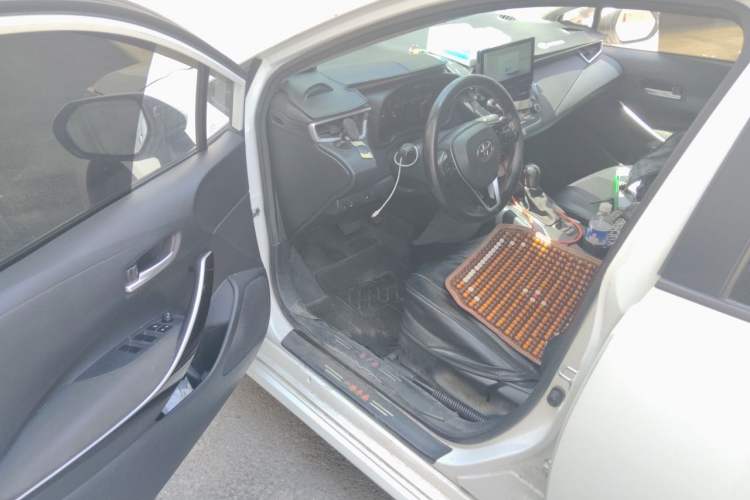 Used Toyota Corolla 2023 1.8L Smart Electric Hybrid Dual-Motor Pioneer Edition Driver Seat