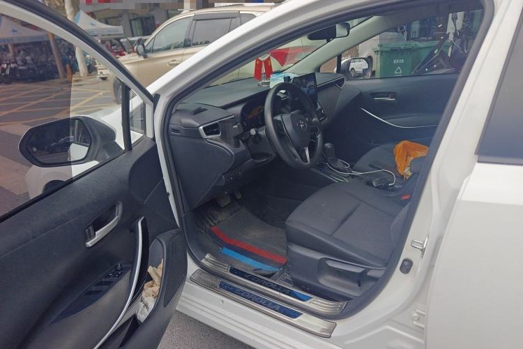 Used Toyota Corolla 2023 1.8L Smart Electric Hybrid Dual-Motor Pioneer Edition Driver Seat