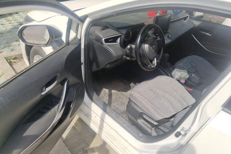 Used Toyota Corolla 2023 1.8L Smart Electric Hybrid Dual-Motor Pioneer Edition Driver Seat