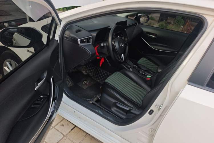 Used Toyota Corolla 2023 1.8L Smart Electric Hybrid Dual-Motor Elite Edition Driver Seat
