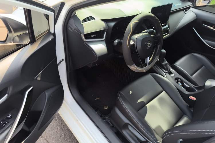 Used Toyota Corolla 2023 1.8L Smart Electric Hybrid Dual-Motor Elite Edition Driver Seat