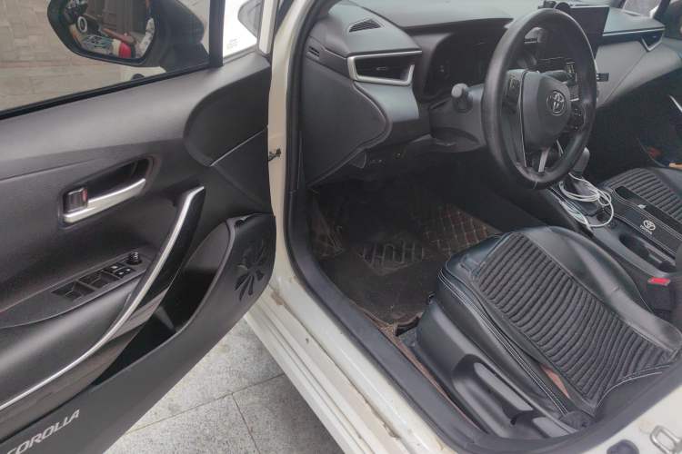 Used Toyota Corolla 2023 1.8L Smart Electric Hybrid Dual-Motor Pioneer Edition Driver Seat