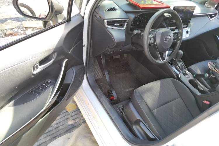 Used Toyota Corolla 2023 1.8L Smart Electric Hybrid Dual-Motor Elite Edition Driver Seat