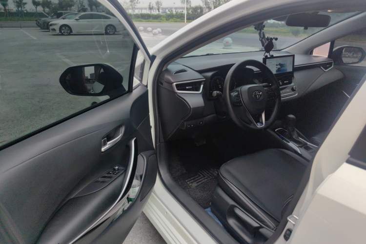 Used Toyota Corolla 2023 1.8L Smart Electric Hybrid Dual-Motor Elite Edition Driver Seat