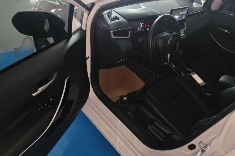 Used Toyota Corolla 2023 1.8L Smart Electric Hybrid Dual-Motor Pioneer Edition Driver Seat