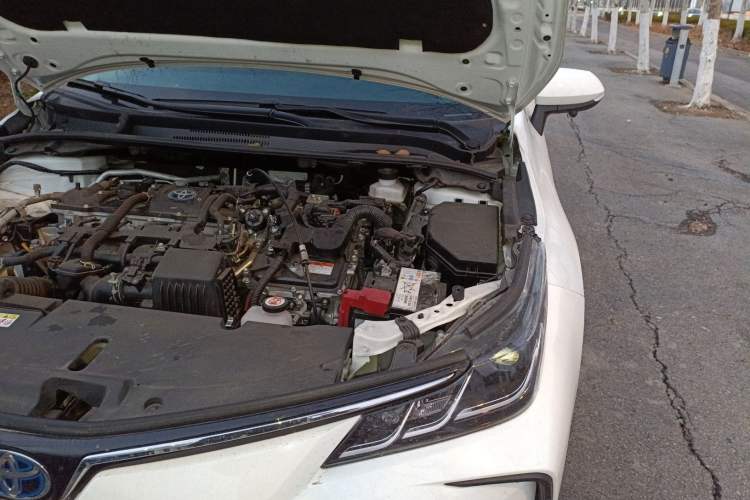 Used Toyota Corolla 2023 1.8L Smart Electric Hybrid Dual-Motor Elite Edition Engine Bay Left