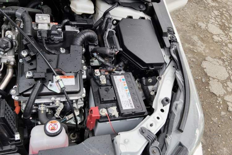 Used Toyota Corolla 2023 1.8L Smart Electric Hybrid Dual-Motor Elite Edition Engine Bay Left