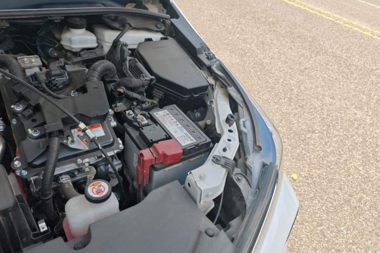 Used Toyota Corolla 2023 1.8L Smart Electric Hybrid Dual-Motor Pioneer Edition Engine Bay Left