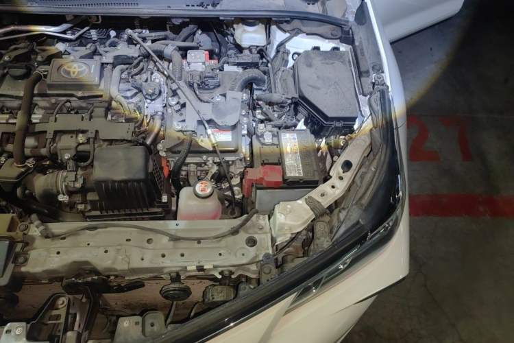 Used Toyota Corolla 2023 1.8L Smart Electric Hybrid Dual-Motor Pioneer Edition Engine Bay Left
