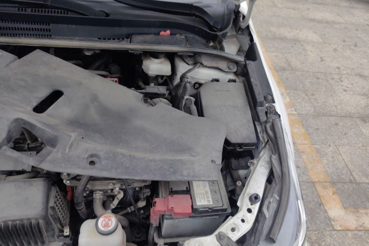 Used Toyota Corolla 2023 1.8L Smart Electric Hybrid Dual-Motor Pioneer Edition Engine Bay Left