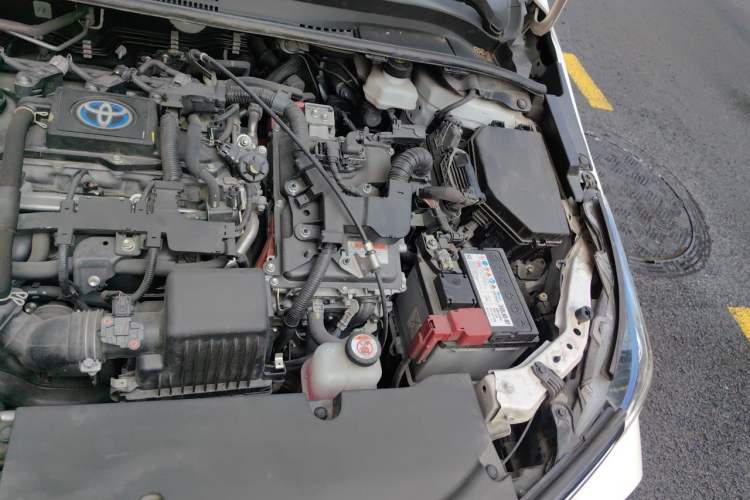 Used Toyota Corolla 2023 1.8L Smart Electric Hybrid Dual-Motor Pioneer Edition Engine Bay Left