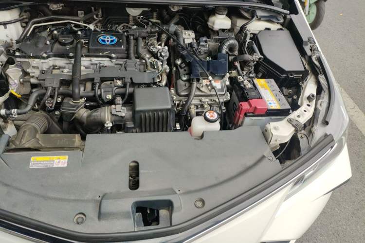 Used Toyota Corolla 2023 1.8L Smart Electric Hybrid Dual-Motor Pioneer Edition Engine Bay Left