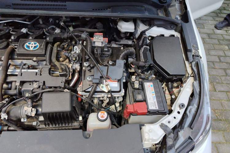 Used Toyota Corolla 2023 1.8L Smart Electric Hybrid Dual-Motor Pioneer Edition Engine Bay Left