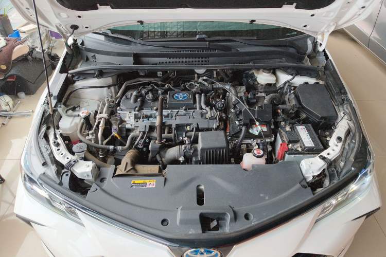 Used Toyota Corolla 2023 1.8L Smart Electric Hybrid Dual-Motor Elite Edition Engine Bay