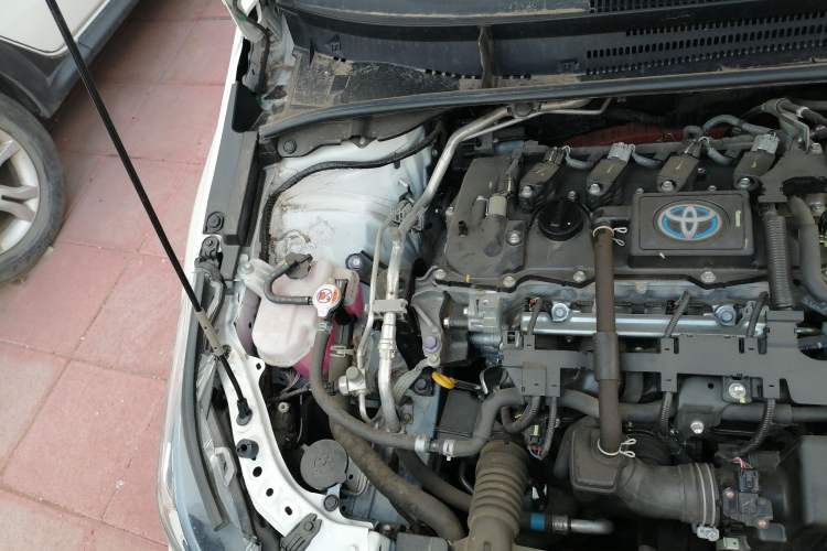 Used Toyota Corolla 2023 1.8L Smart Electric Hybrid Dual-Motor Elite Edition Engine Bay Right