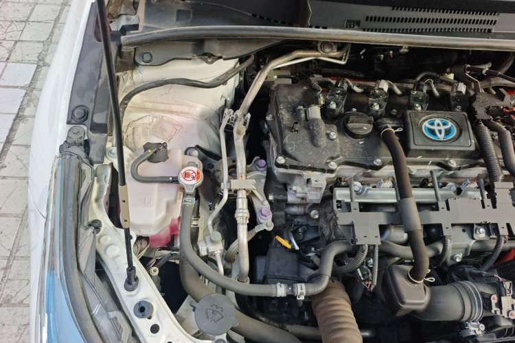 Used Toyota Corolla 2023 1.8L Smart Electric Hybrid Dual-Motor Elite Edition Engine Bay Right
