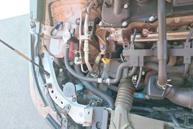 Used Toyota Corolla 2023 1.8L Smart Electric Hybrid Dual-Motor Elite Edition Engine Bay Right