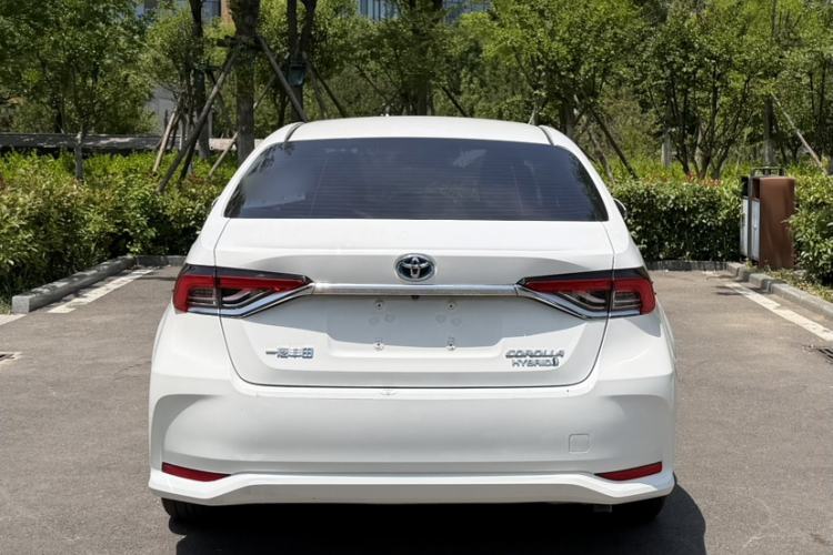 Used Toyota Corolla 2023 1.8L Smart Electric Hybrid Dual-Motor Elite Edition Exterior 3