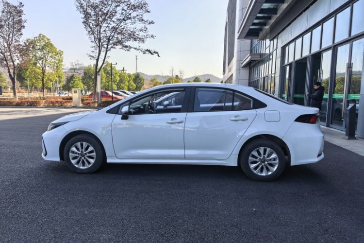 Used Toyota Corolla 2023 1.2T Pioneer Edition Exterior 3