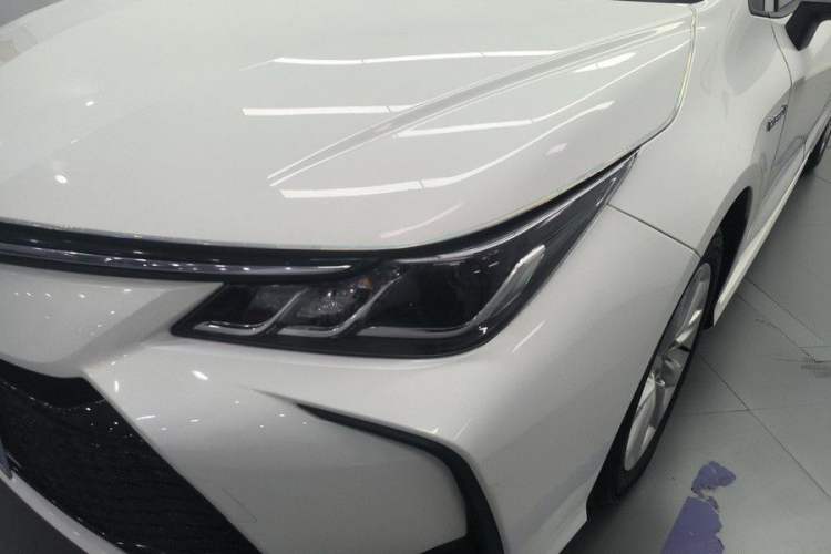 Used Toyota Corolla 2023 1.8L Smart Electric Hybrid Dual-Motor Elite Edition Exterior 4