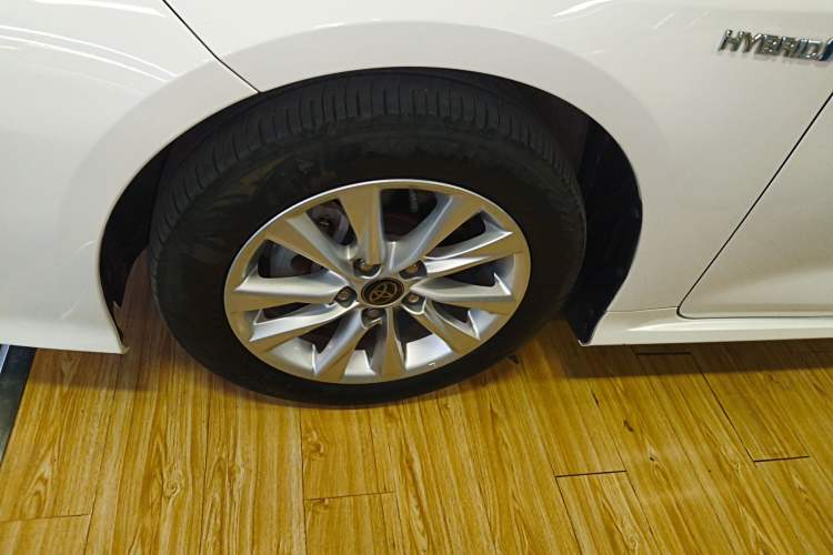 Used Toyota Corolla 2023 1.8L Smart Electric Hybrid Dual-Motor Elite Edition Exterior 4